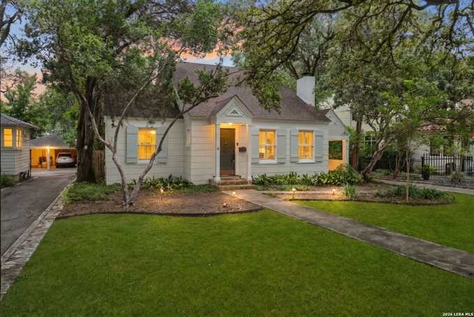 216 TUXEDO AVE Alamo Heights, Texas, United States, 78209